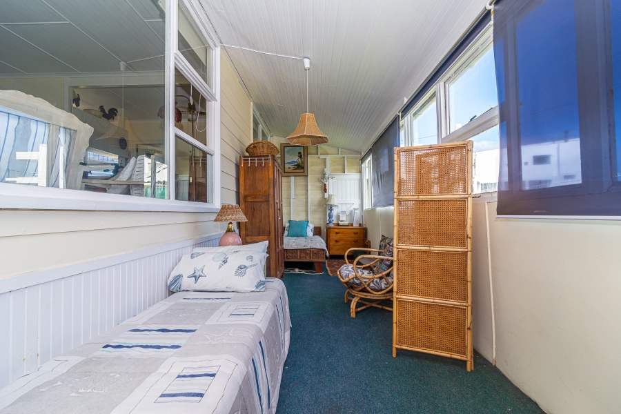 3 Bedroom Property for Sale in De Kelders Western Cape